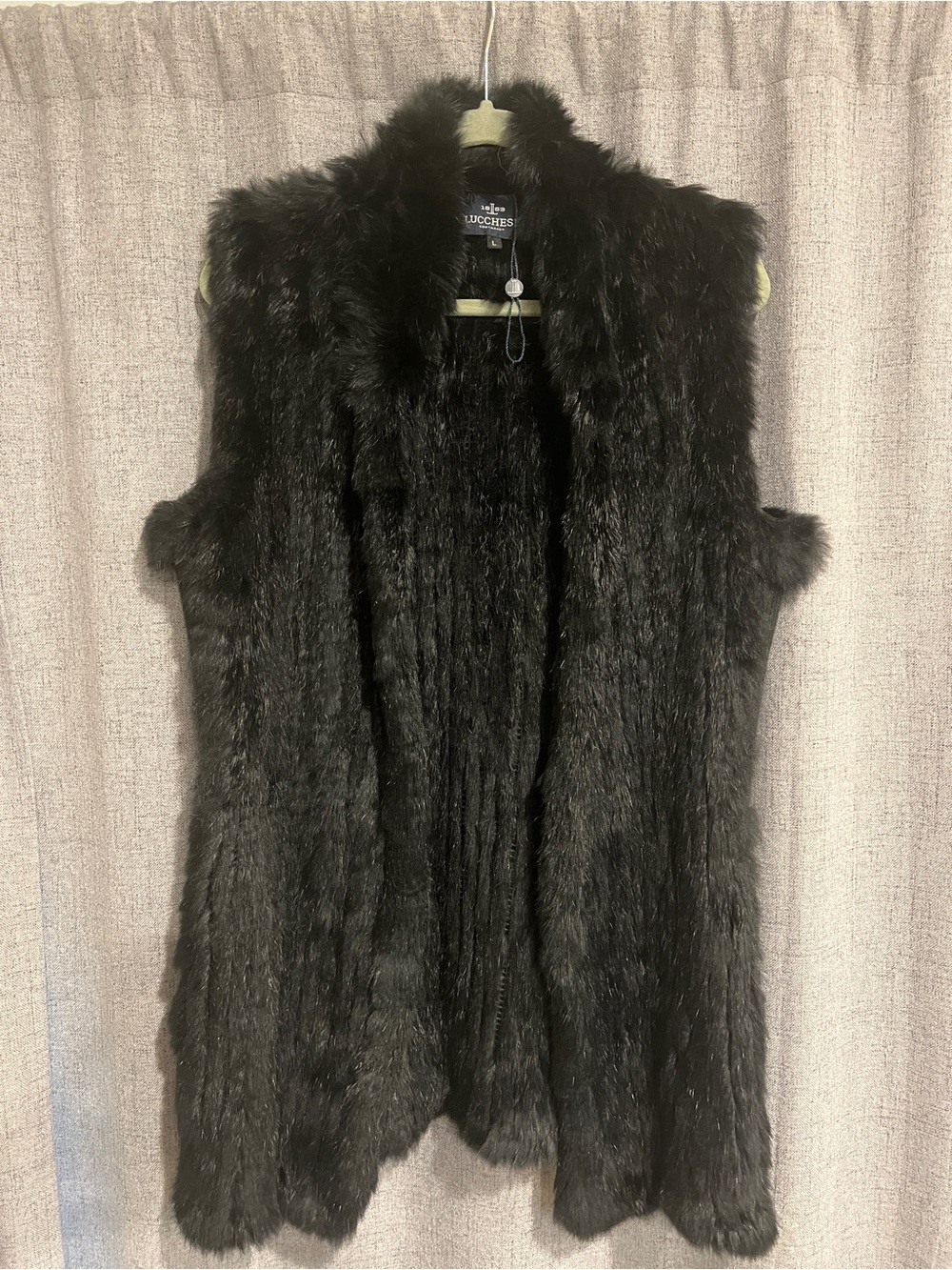 Lucchese, NWT, L, 1883 Black Genuine Fox Fur Vest